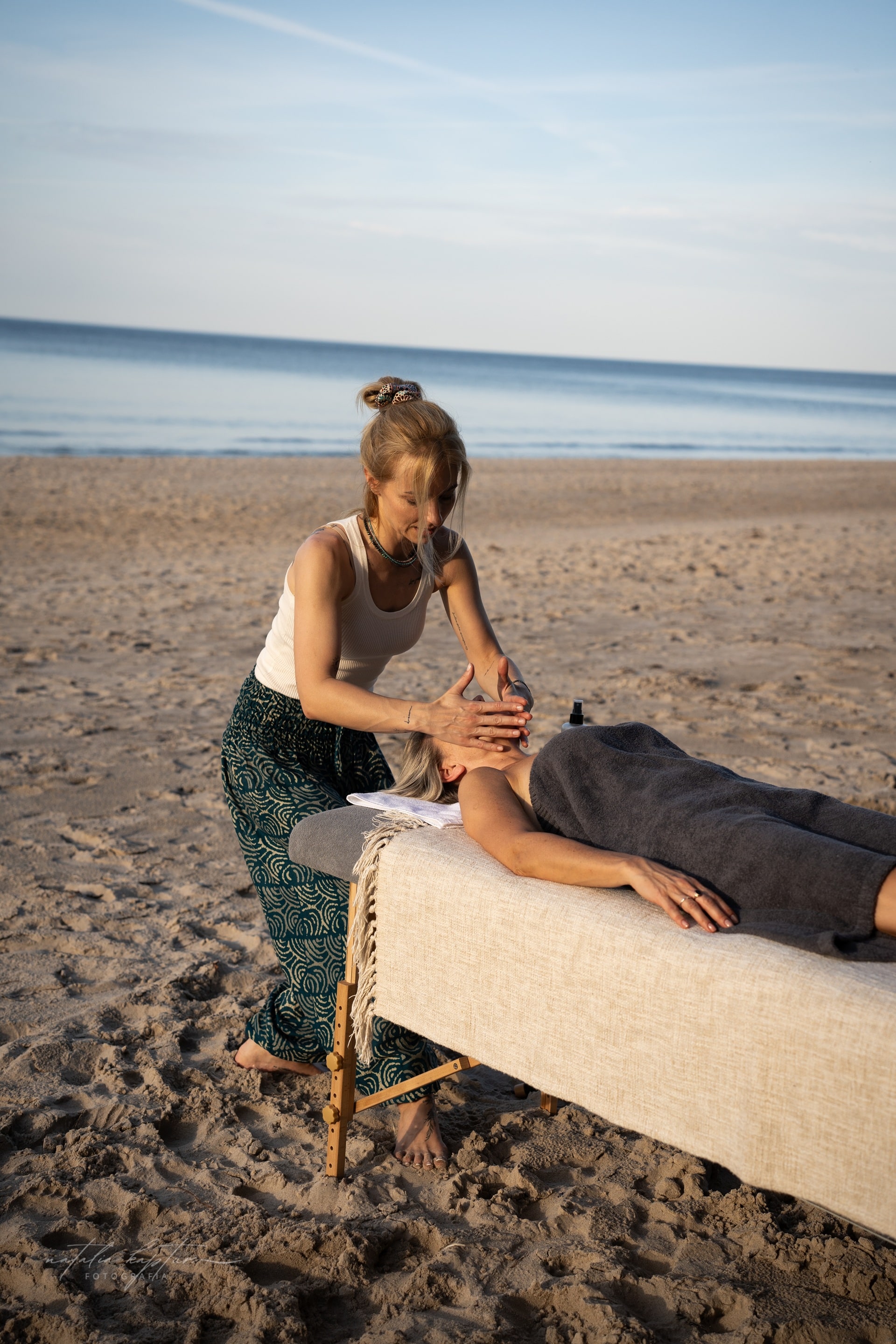 omnie-glowbyadore-terapie-manualne-twarzy-beata-krysiak-min